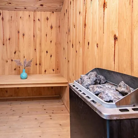 Hébergement de vacances 8 Person In *